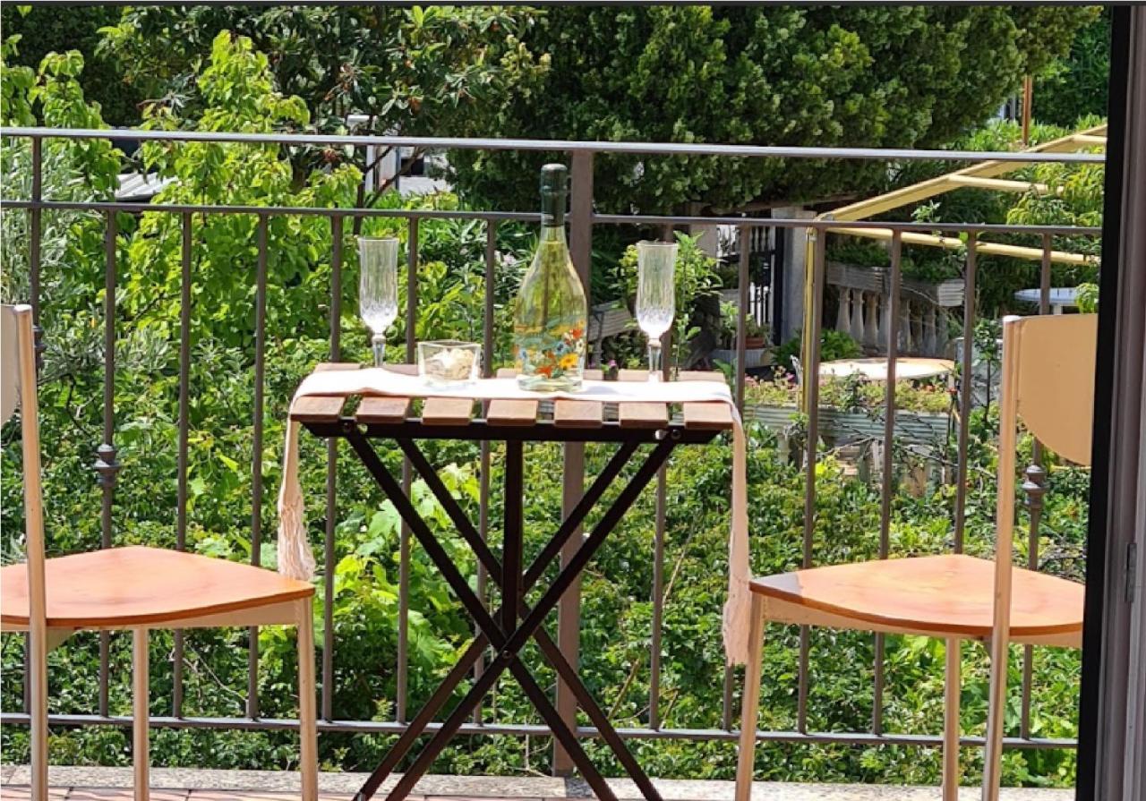 La Terrazza Sui Limoni - Suite Degli Ospiti - Mare, Escursioni A Piedi O Bike, Falesie Per Arrampicate Cisano sul Neva 외부 사진